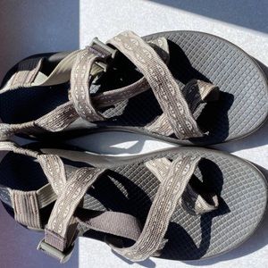 NEW Women’s Chaco SIZE 9
